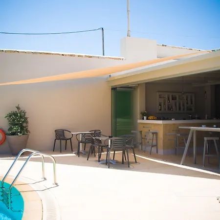 Kouros Art - Designed For Adults Hotel Stelida (Naxos)