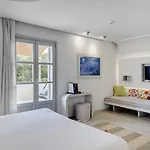Kouros Art - Designed For Adults Hotel