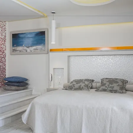 Kouros Art - Designed For Adults 4* Στελίδα