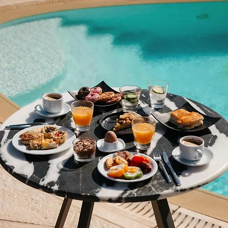 Kouros Art - Designed For Adults 4*